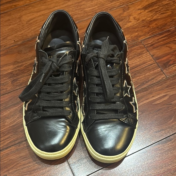 Saint Laurent Black Star-Patterned Women’s Sneakers - Picture 1 of 7